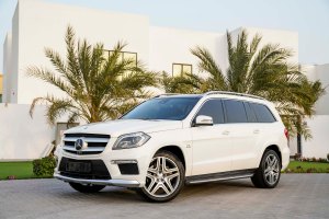 Mercedes GL500 Dubai